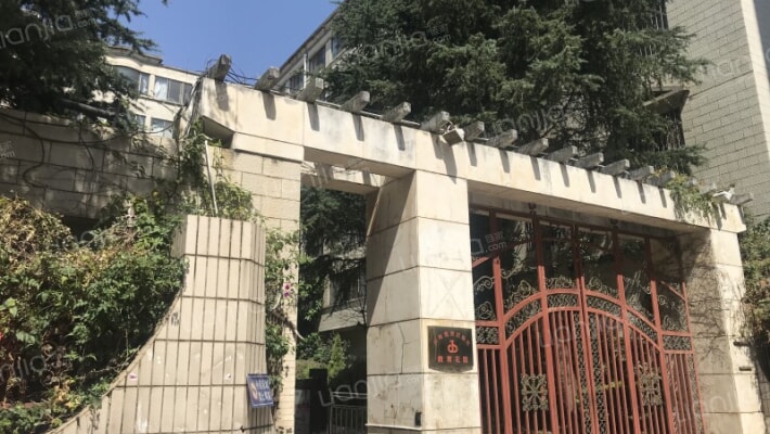 云南教育出版社教育花园外景图