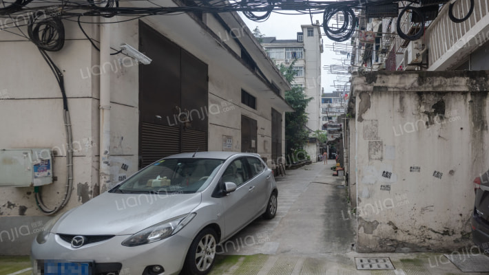 南大街一小区外景图