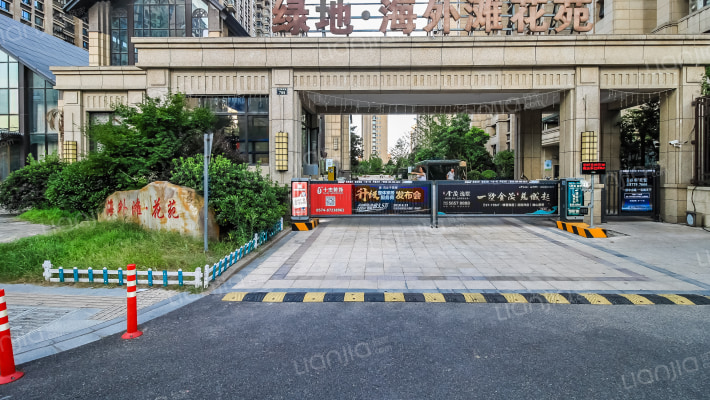 绿地海外滩外景图