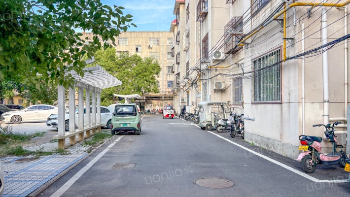 驻马店市西园宾馆封闭式管理家属院外景图