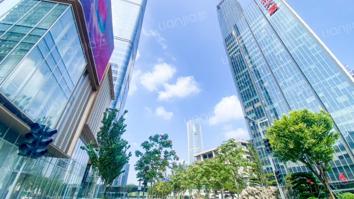 绿地山东国金中心（超高层+公寓）外景图