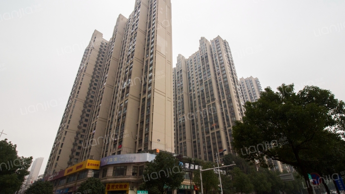 旭辉藏郡外景图