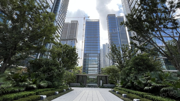 绿城·凤起麓鸣外景图