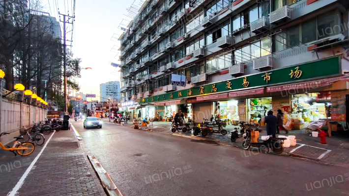 共和园小区外景图