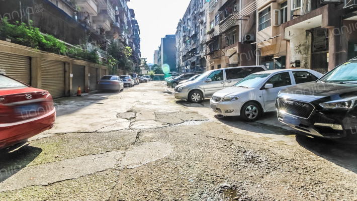 区计划经协住宅小区外景图