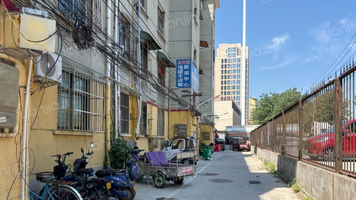 市石油二库家属院西区外景图