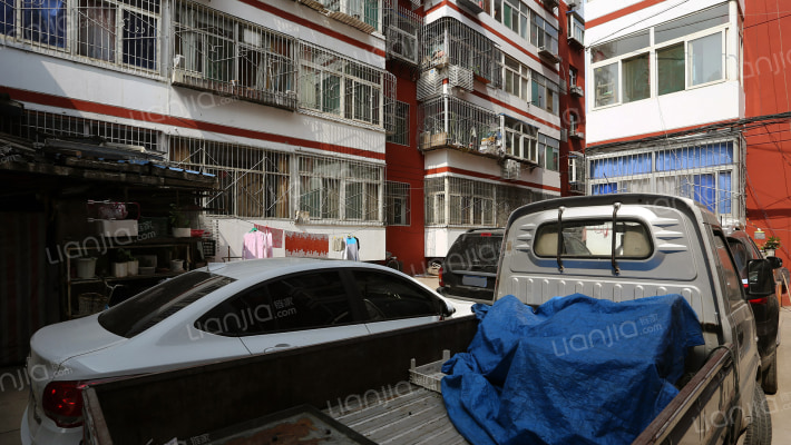 东城巷20号院外景图