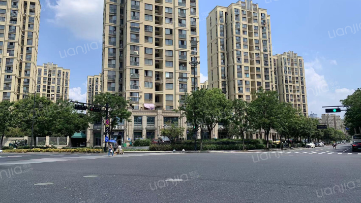 锦良嘉苑一区外景图