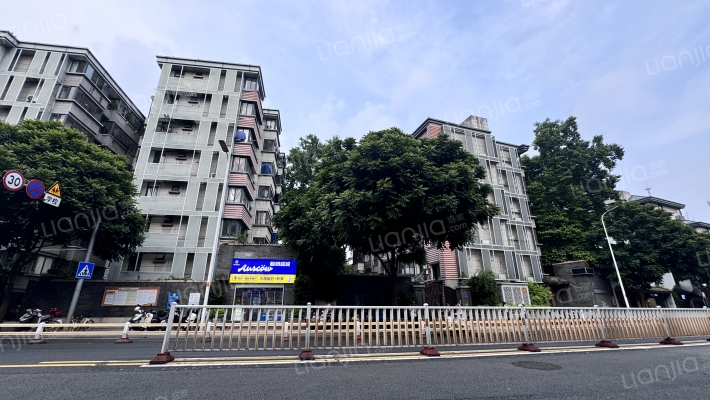 仙塔街79号外景图