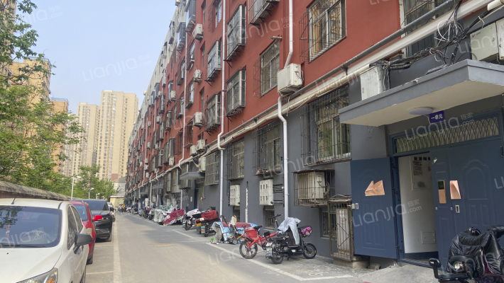 汇丰粮油宿舍外景图