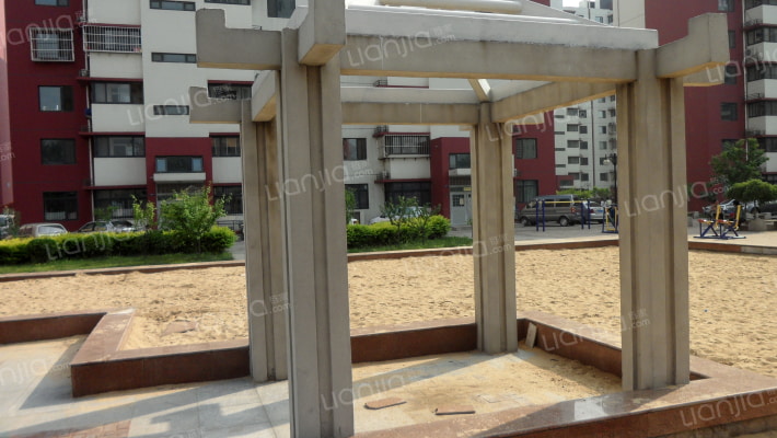 河怡花园外景图