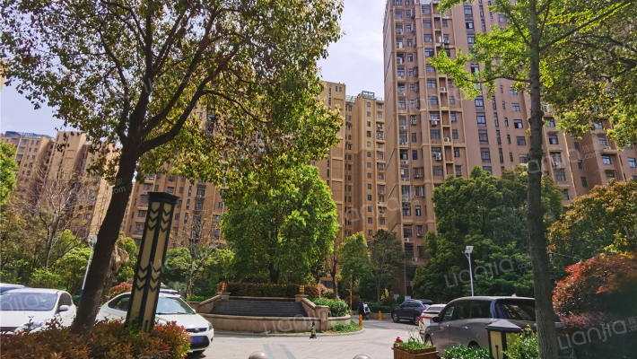 港利·上城国际外景图