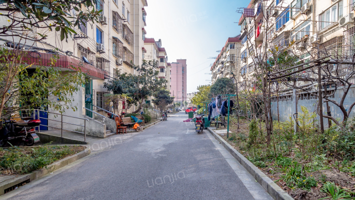 凌桥一村外景图