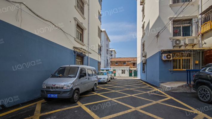 苏山花园外景图