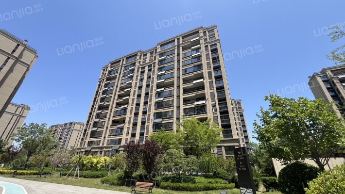 保利叁仟栋一期外景图