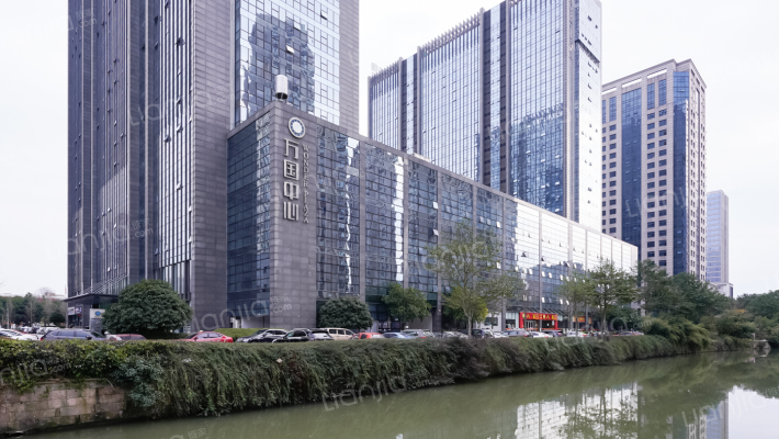 万国中心外景图