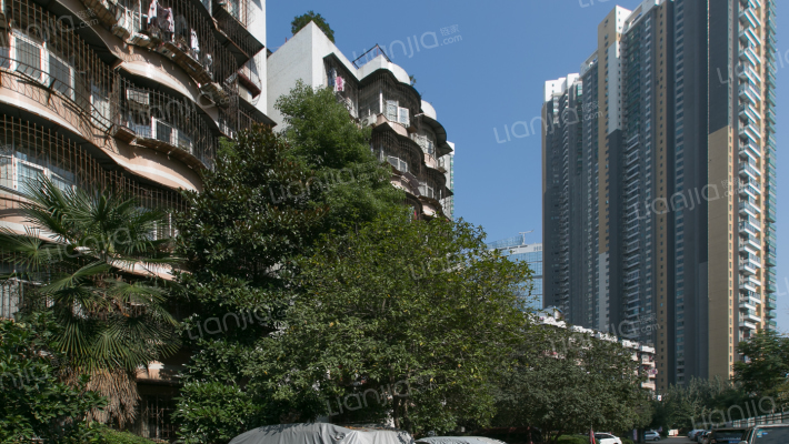 东星公寓外景图