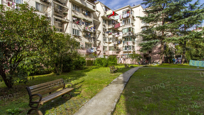 东兰小区外景图