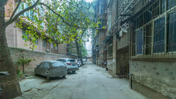 草阳村甲字8号院外景图