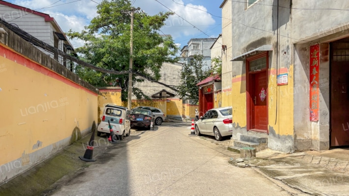 解放大道中段外景图