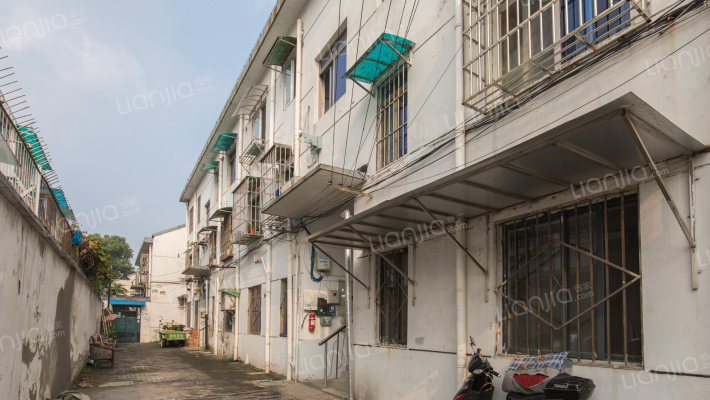 小石子街2-1号小区外景图