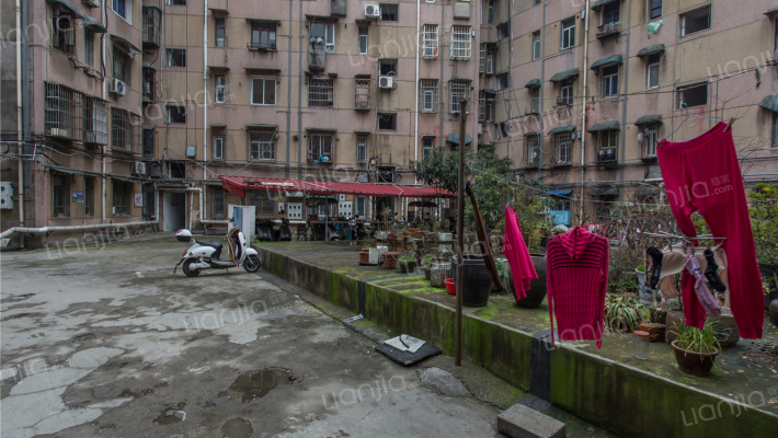 大观商城外景图