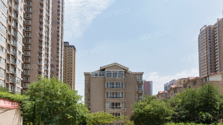 金仕华城外景图