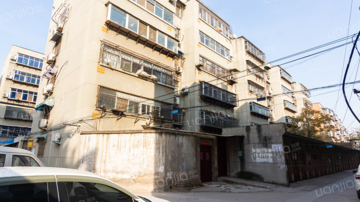 公园路32号院外景图