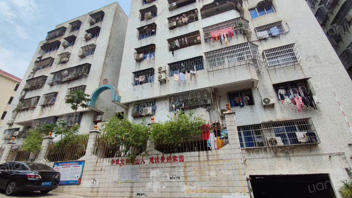 人事局宿舍外景图