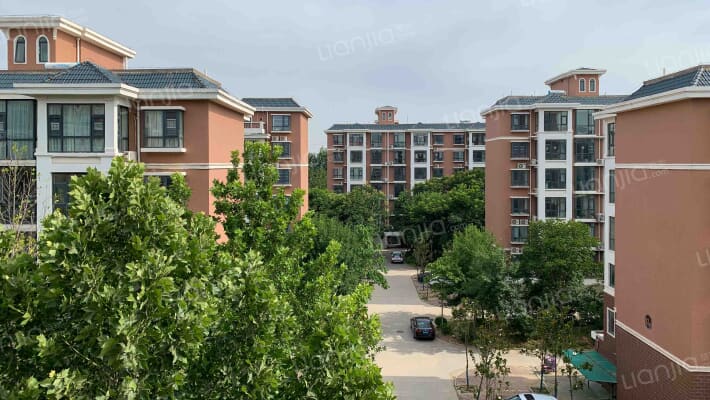 宁馨苑小区外景图