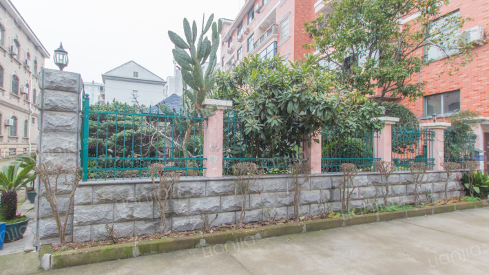 江滨社区华康小区外景图