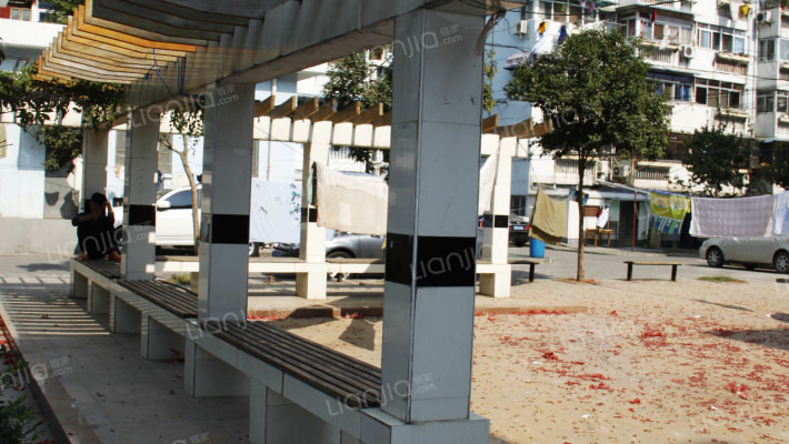 湖西村小区外景图