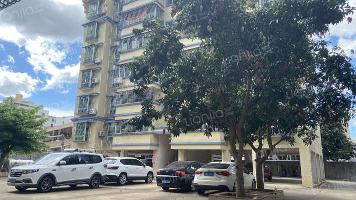 老干局宿舍外景图