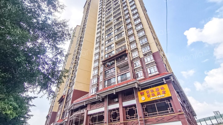 亲水湾小区外景图