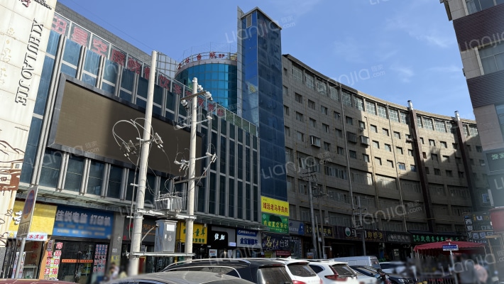 六一商场家属院外景图