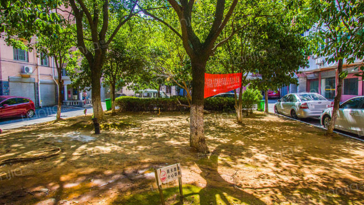 华联公寓外景图