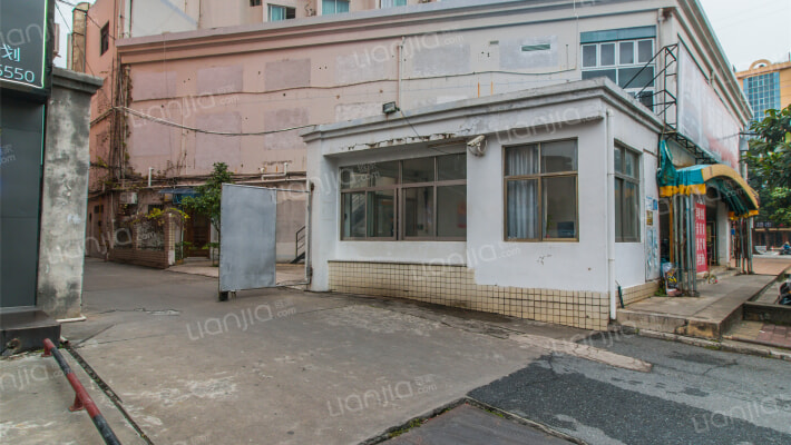 攀华大厦外景图