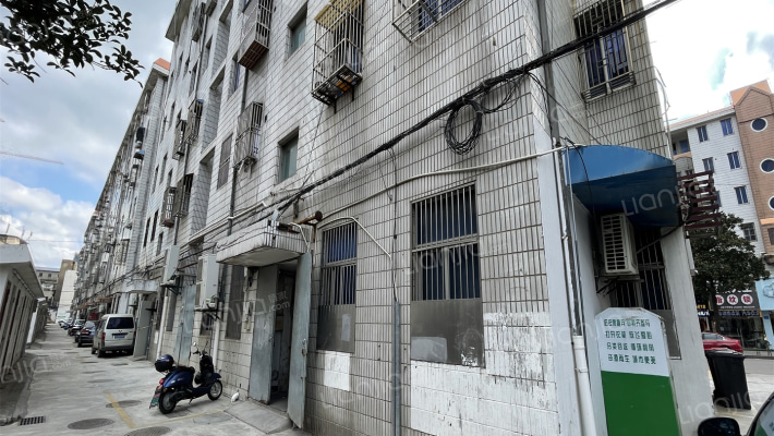 黄海路10号外景图