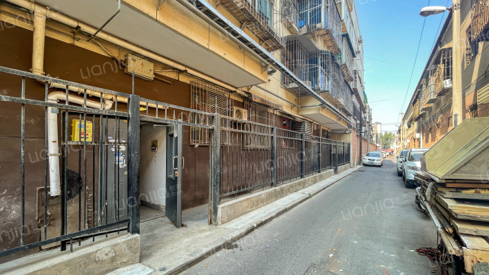 兴中路散排外景图