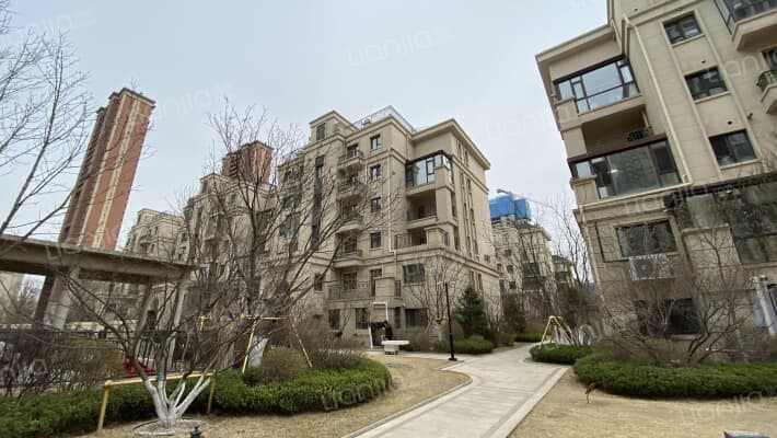 金地樾檀山外景图