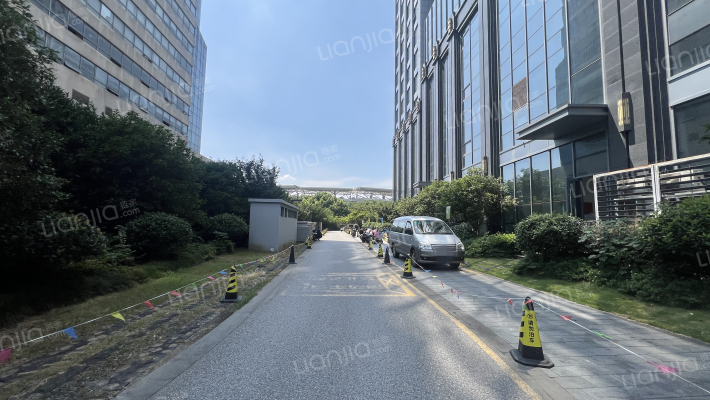 恒业铂金大厦外景图