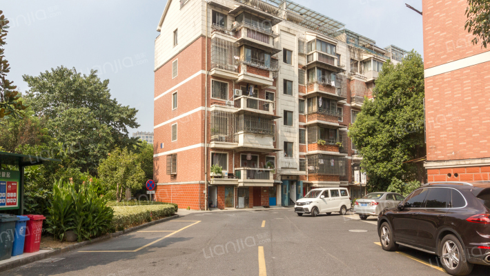 后梅小区外景图