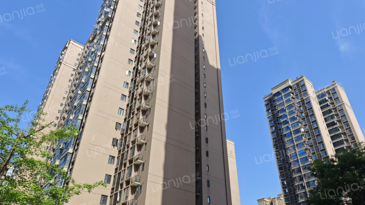 保利城四期中央郡外景图