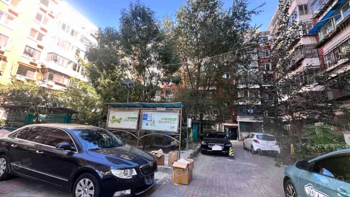 新闻西里外景图