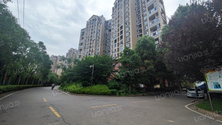 金色港湾外景图