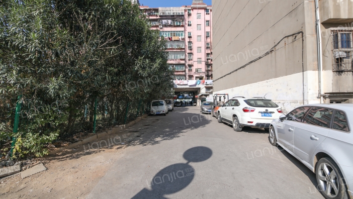 顺外路宏利商住楼外景图