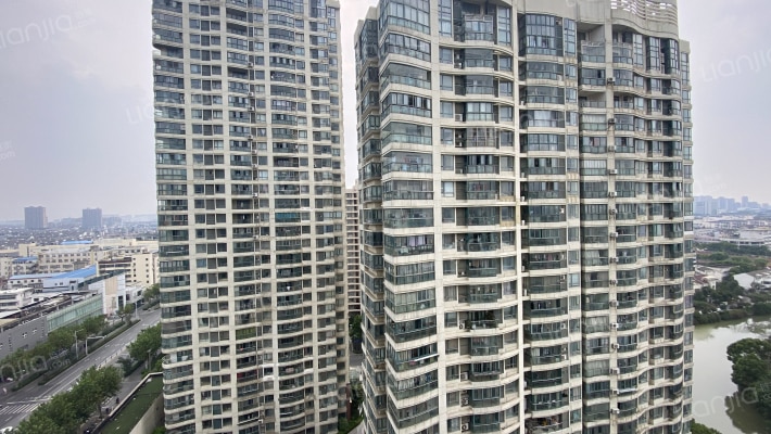 蓝天家园一期外景图