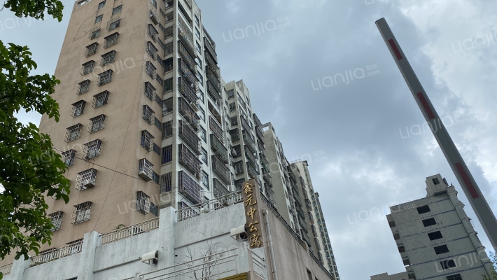 鑫元中公寓外景图