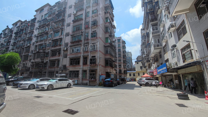 平安小区外景图