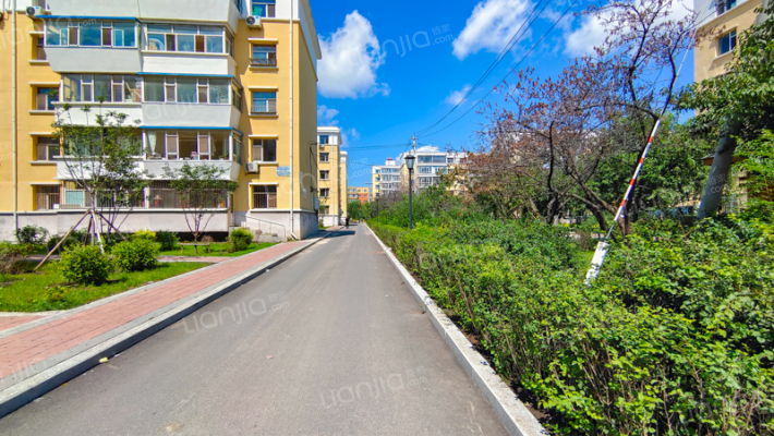 汽车厂50街区外景图